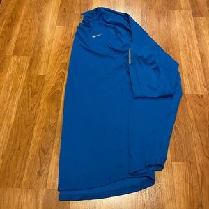 NIKE LONG SLEEVE SHIRT